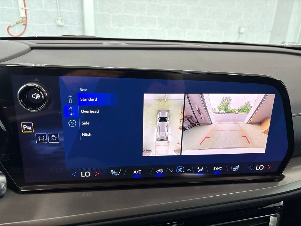 2026 Chevrolet Traverse LT SUV AWD