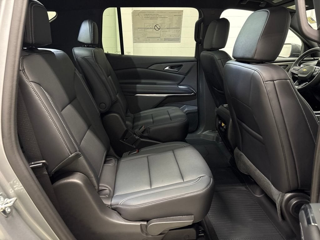 2027 Chevrolet Traverse LT SUV AWD
