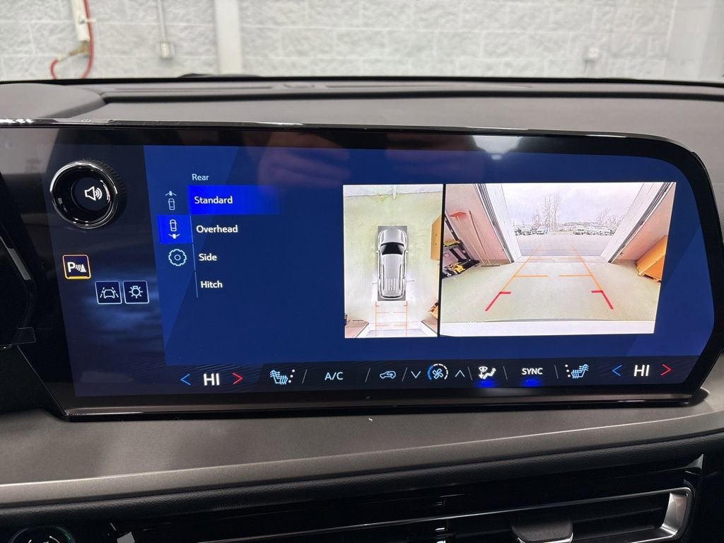 2026 Chevrolet Traverse LT SUV AWD