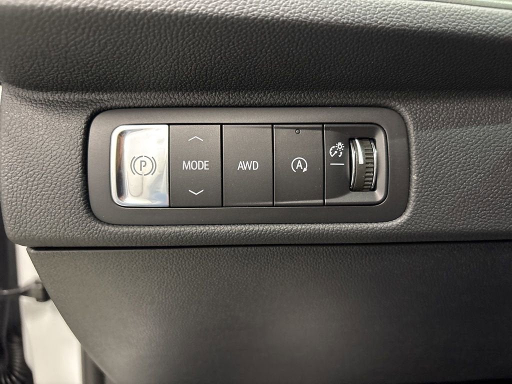 2026 Chevrolet Traverse LT SUV AWD