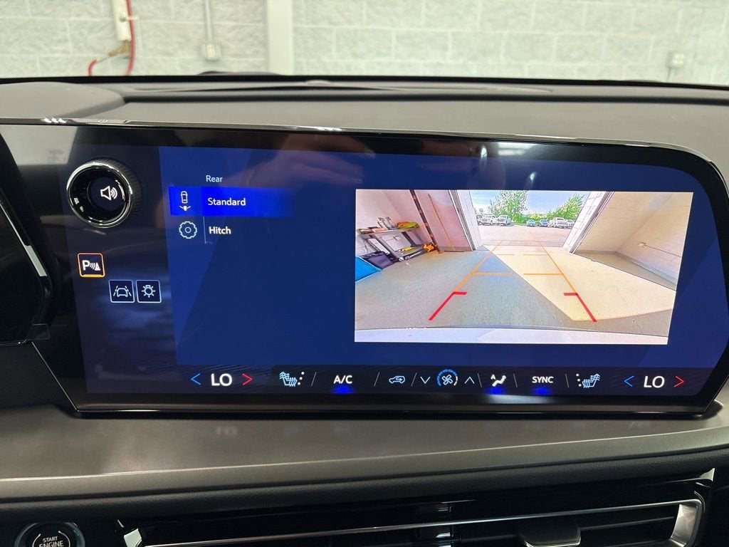 2026 Chevrolet Traverse LT SUV AWD