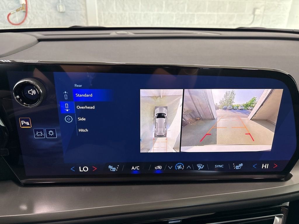 2026 Chevrolet Traverse LT SUV AWD