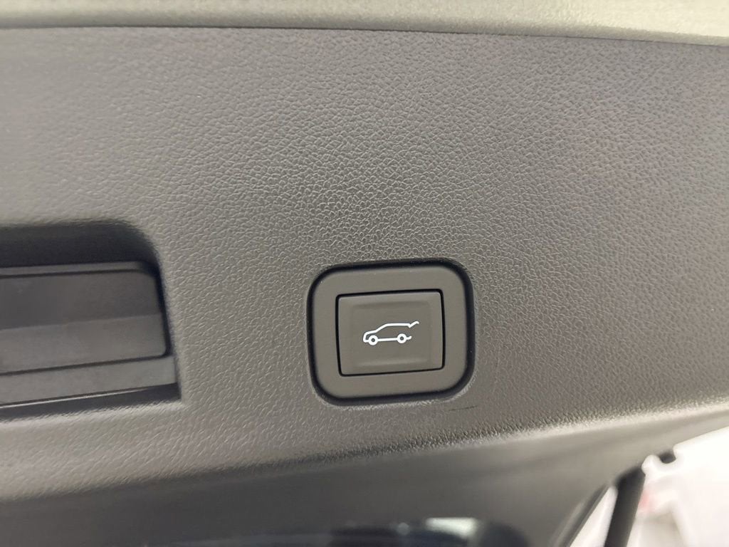 2026 Chevrolet Traverse LT SUV AWD