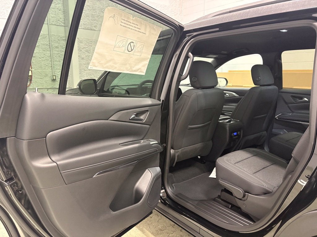 2027 Chevrolet Traverse LT SUV AWD