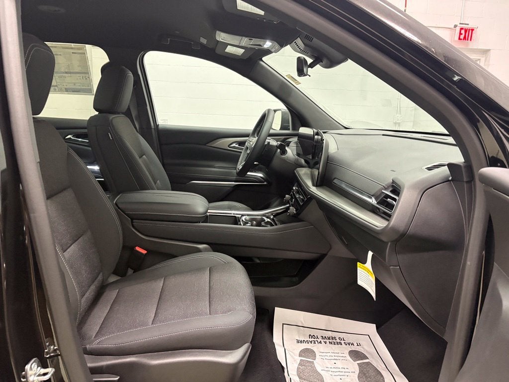 2027 Chevrolet Traverse LT SUV AWD