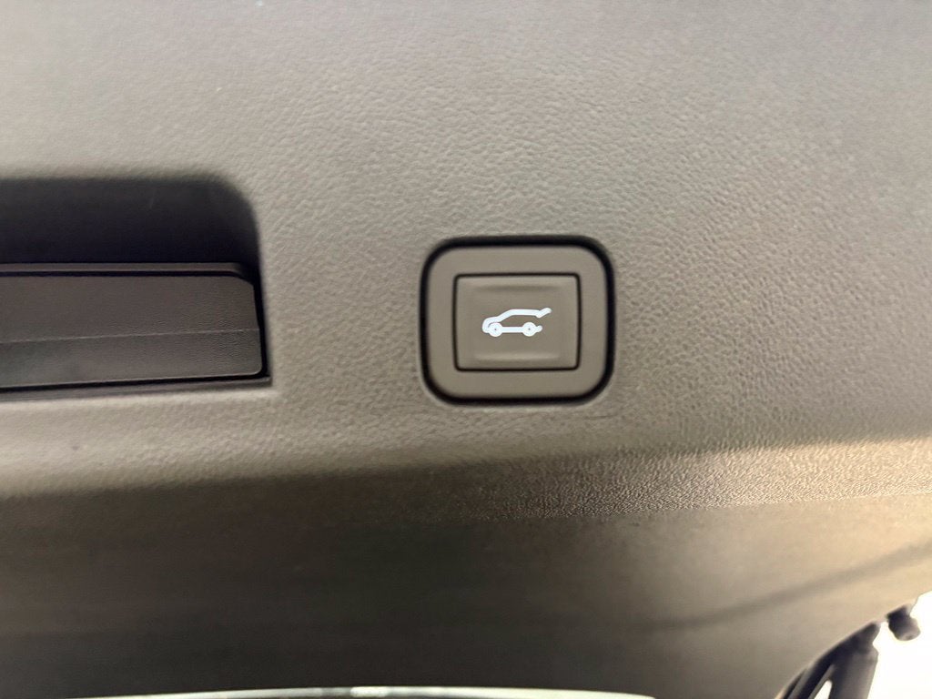 2027 Chevrolet Traverse LT SUV AWD