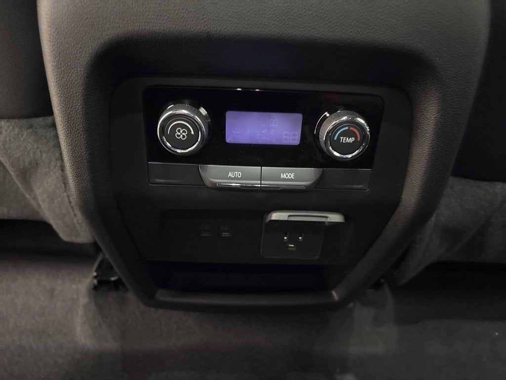 2026 Chevrolet Traverse LT SUV AWD