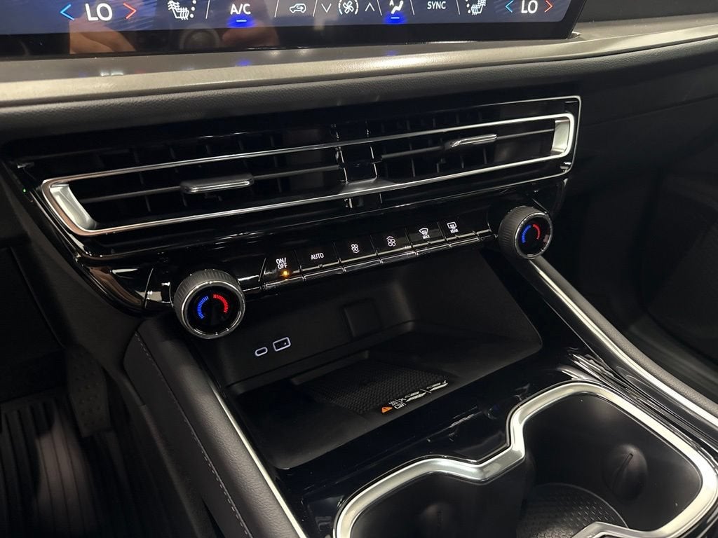 2026 Chevrolet Traverse LT SUV AWD
