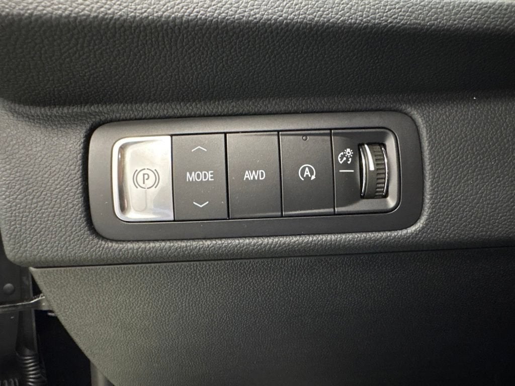 2026 Chevrolet Traverse LT SUV AWD