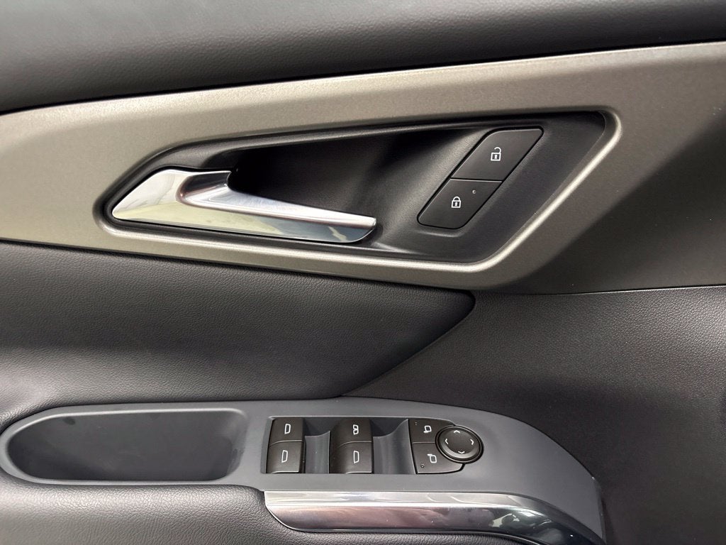 2027 Chevrolet Traverse LT SUV AWD