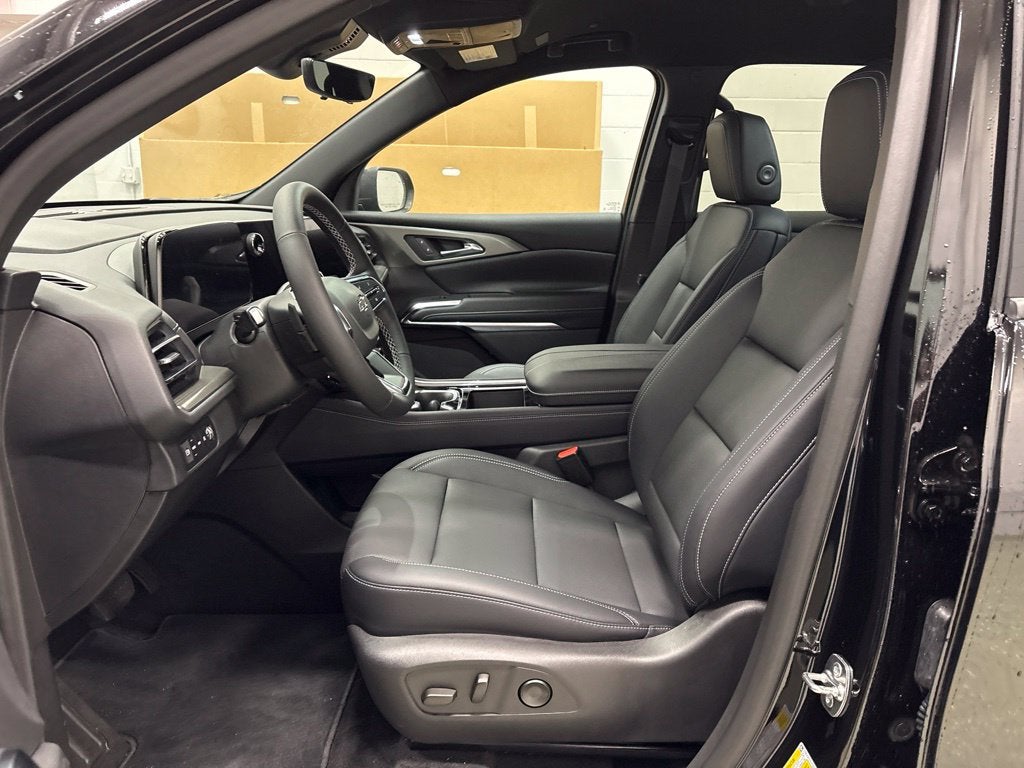 2027 Chevrolet Traverse LT SUV AWD