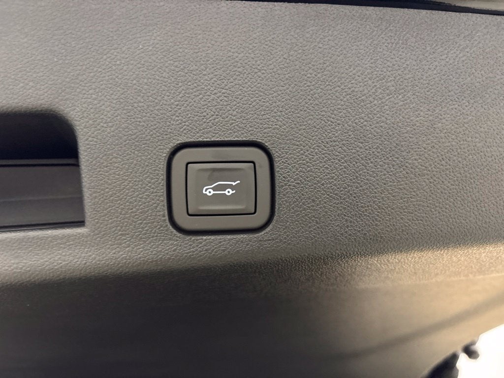 2027 Chevrolet Traverse LT SUV AWD