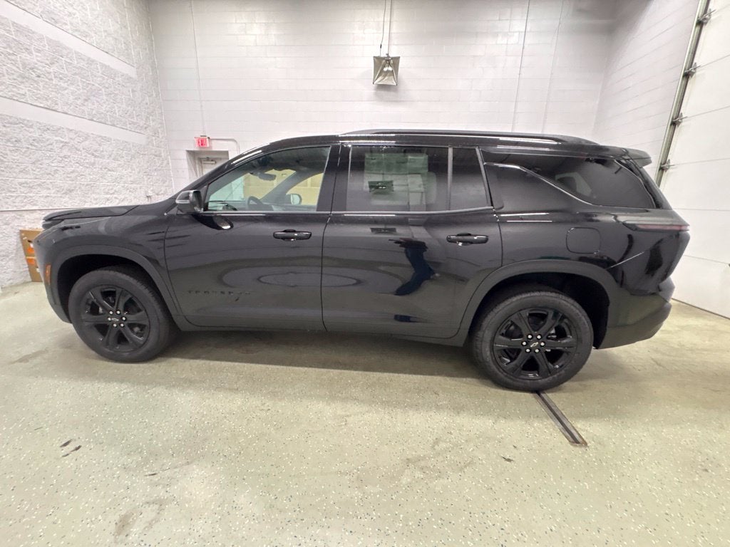 2027 Chevrolet Traverse LT SUV AWD