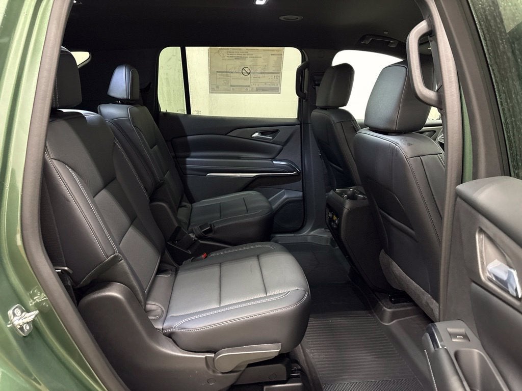 2027 Chevrolet Traverse LT SUV AWD