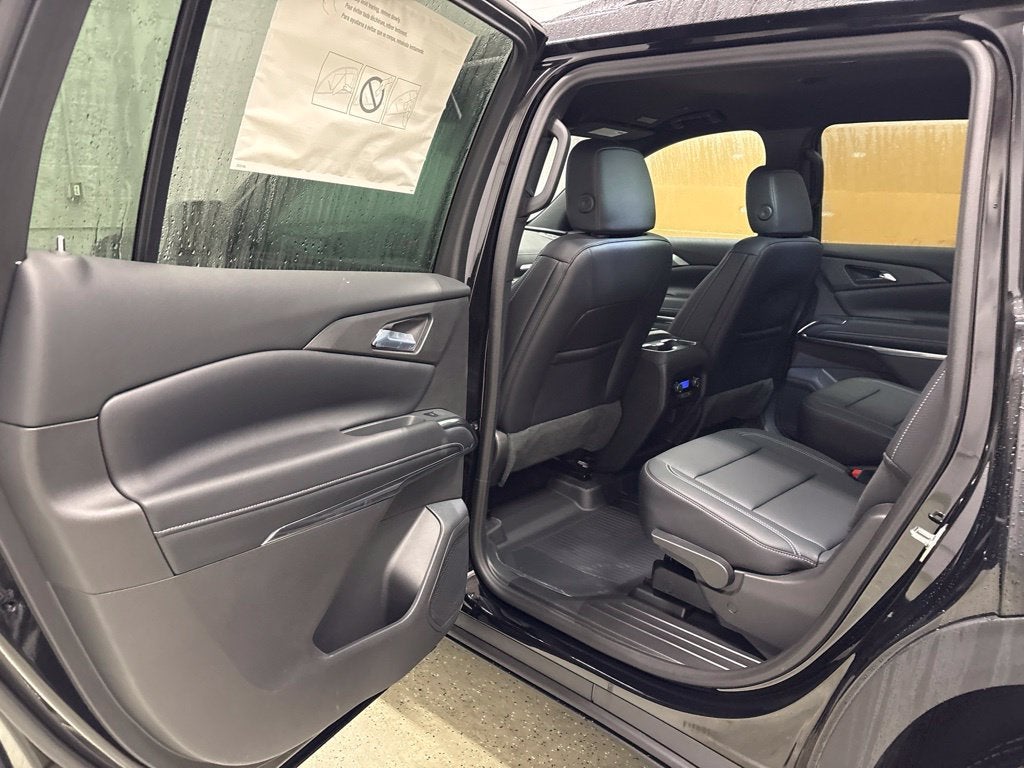 2027 Chevrolet Traverse LT SUV AWD