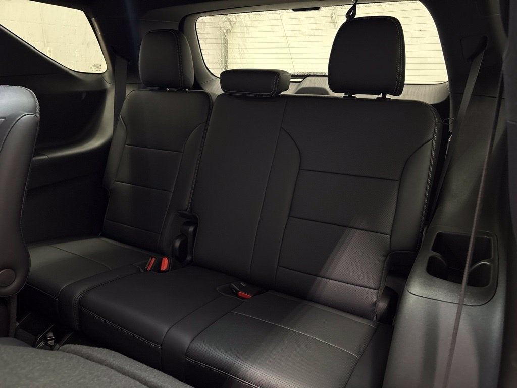 2027 Chevrolet Traverse LT SUV AWD