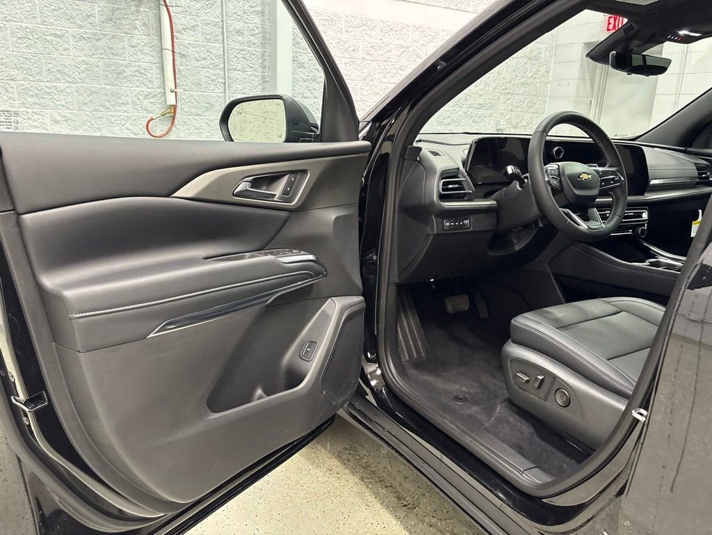 2026 Chevrolet Traverse LT SUV AWD