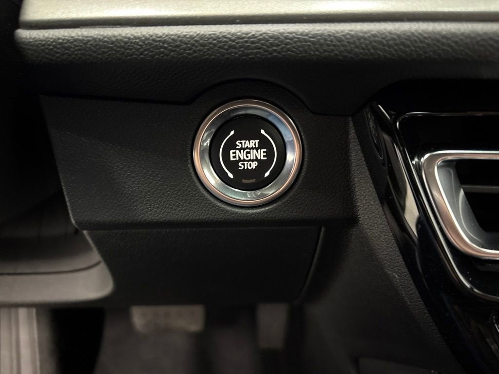 2026 Chevrolet Traverse LT SUV AWD