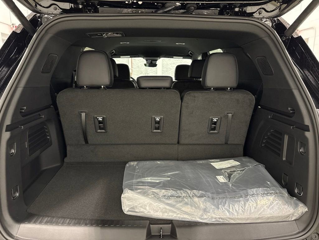 2026 Chevrolet Traverse LT SUV AWD
