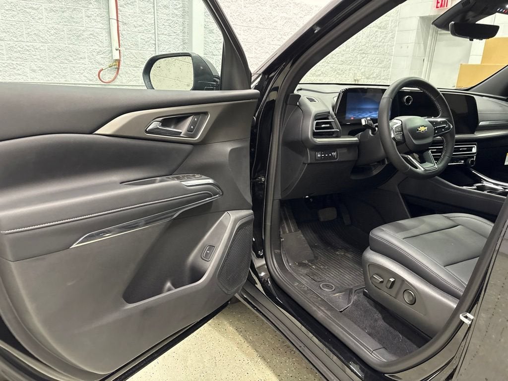 2026 Chevrolet Traverse LT SUV AWD