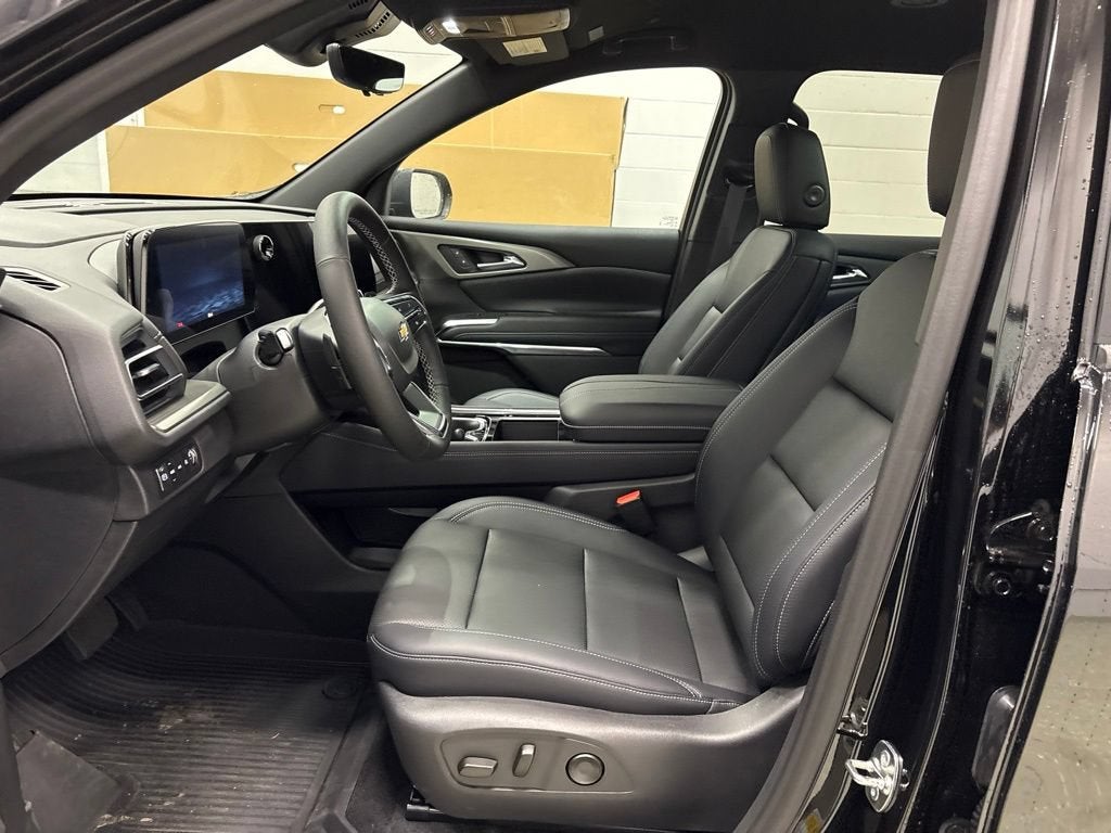 2026 Chevrolet Traverse LT SUV AWD