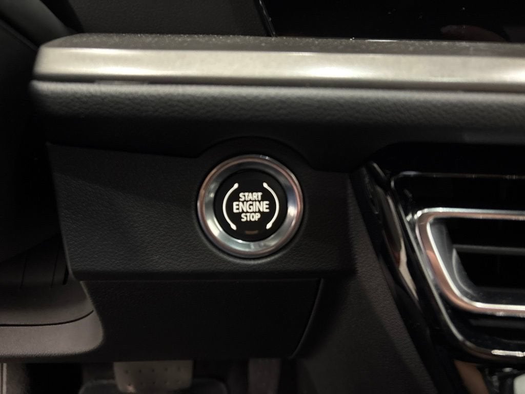 2026 Chevrolet Traverse LT SUV AWD