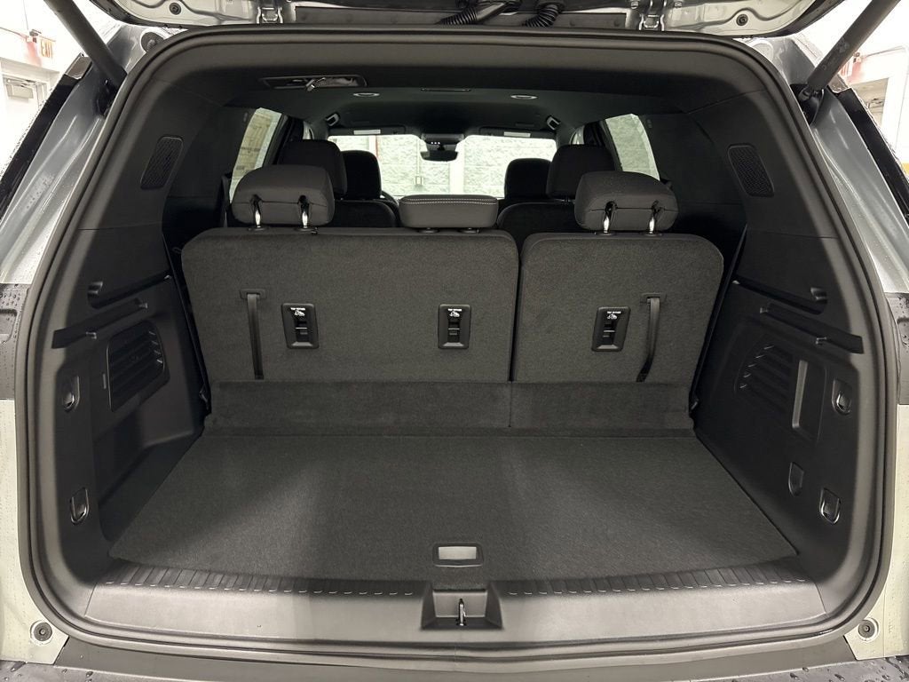 2026 Chevrolet Traverse LT SUV AWD