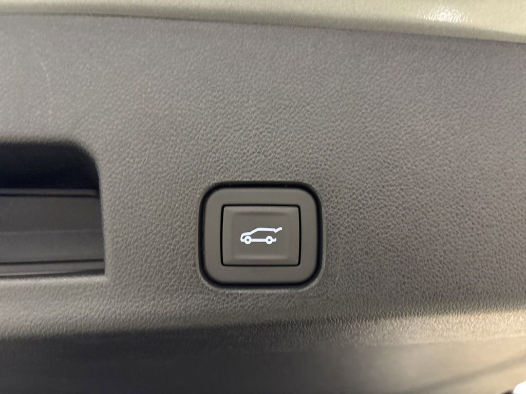 2026 Chevrolet Traverse LT SUV AWD