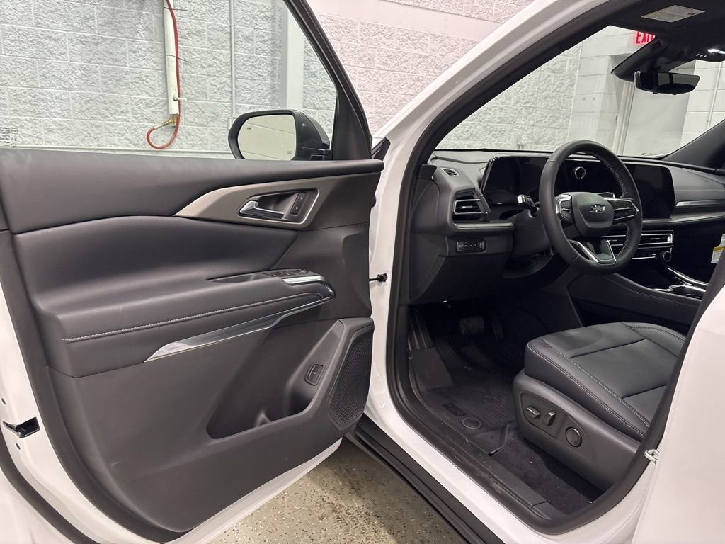 2026 Chevrolet Traverse LT SUV AWD