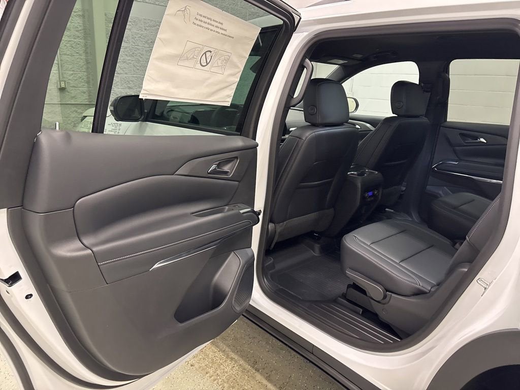 2026 Chevrolet Traverse LT SUV AWD