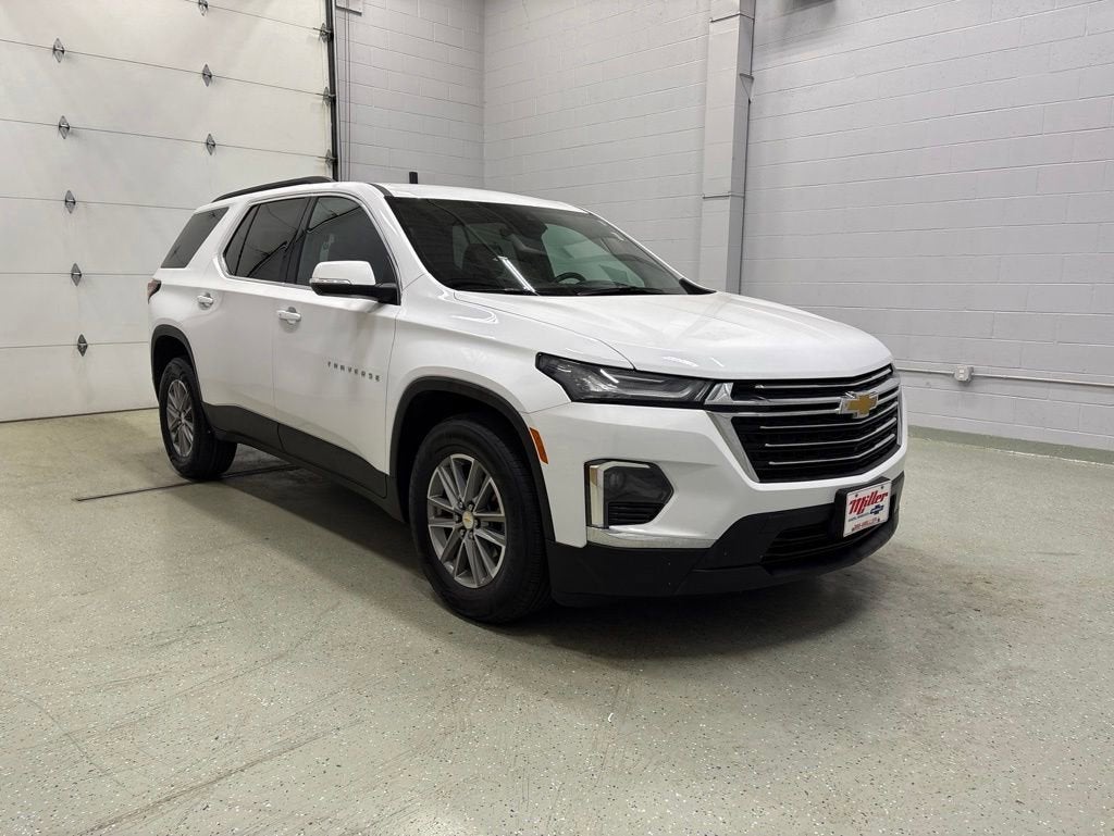 2022 Chevrolet Traverse LT Cloth