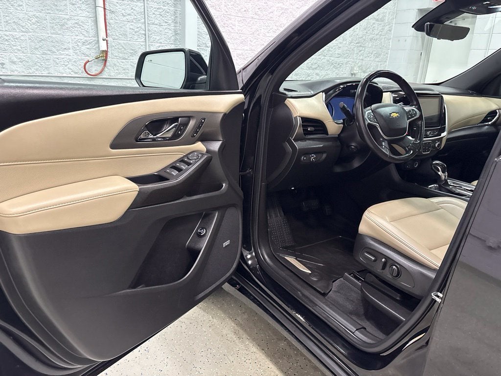 2022 Chevrolet Traverse Premier