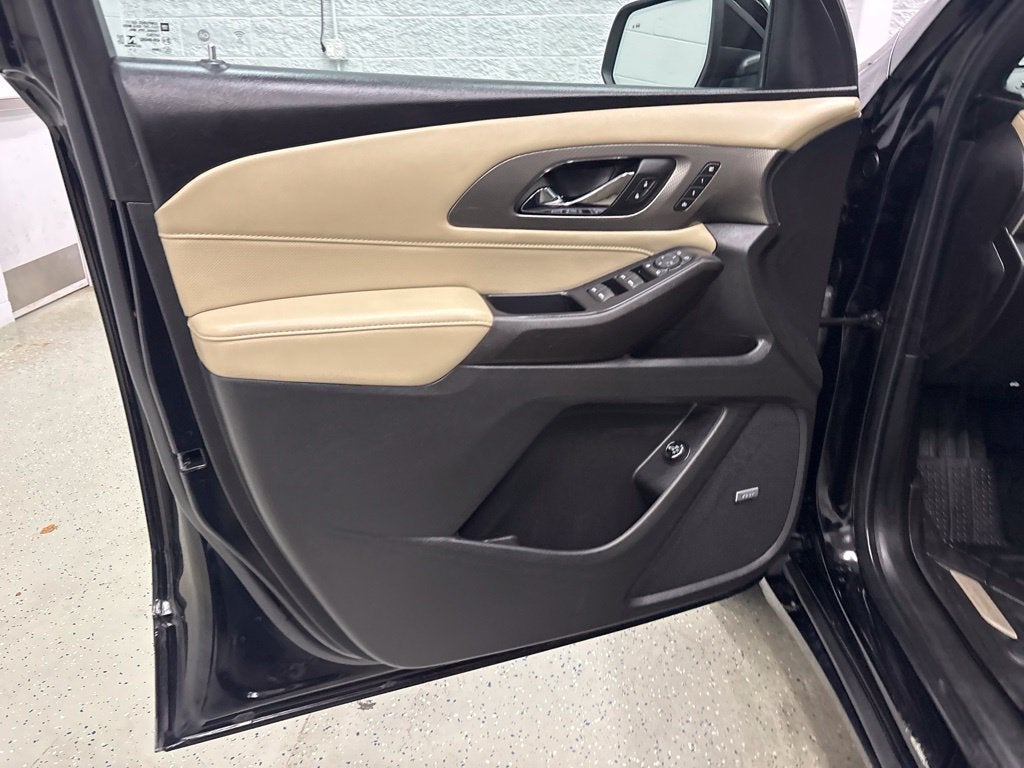 2022 Chevrolet Traverse Premier