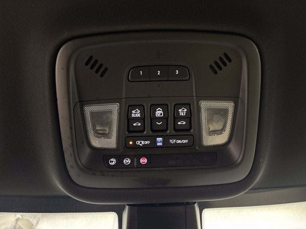 2022 Chevrolet Traverse Premier