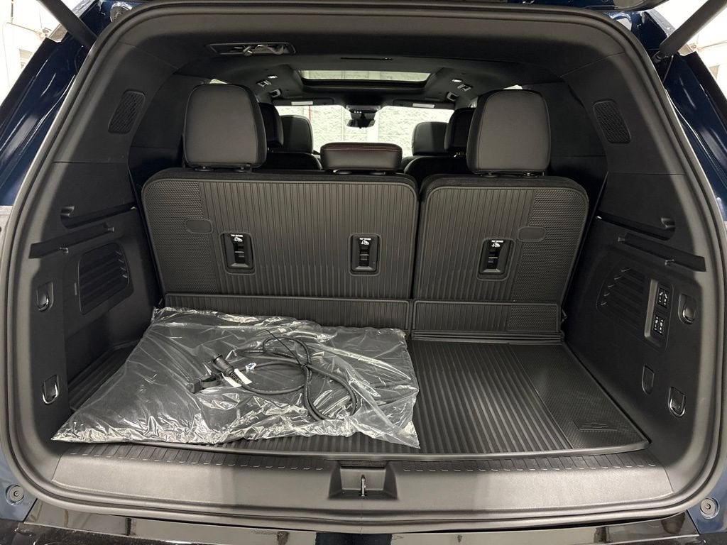 2027 Chevrolet Traverse RS SUV AWD