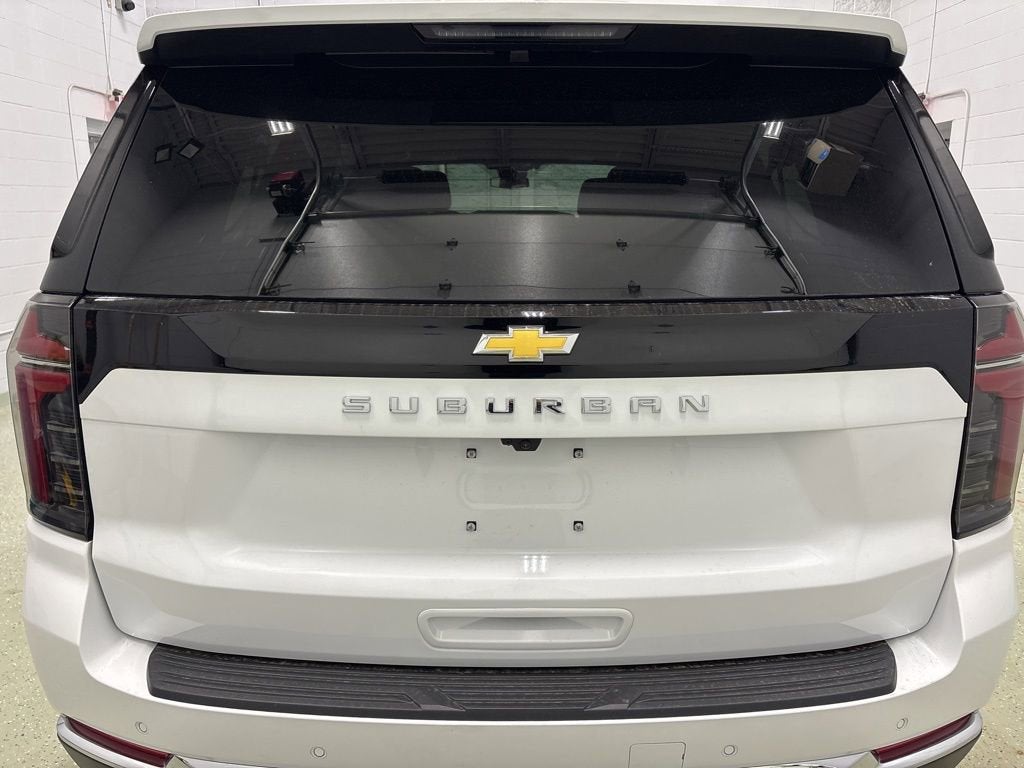 2026 Chevrolet Suburban LS SUV 4WD