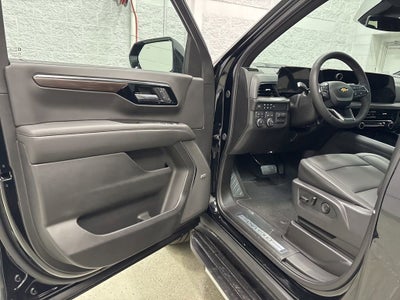 2026 Chevrolet Suburban LT SUV 4WD