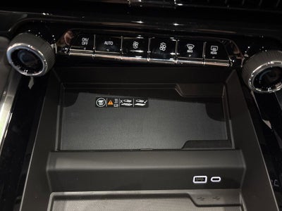 2026 Chevrolet Suburban LT SUV 4WD