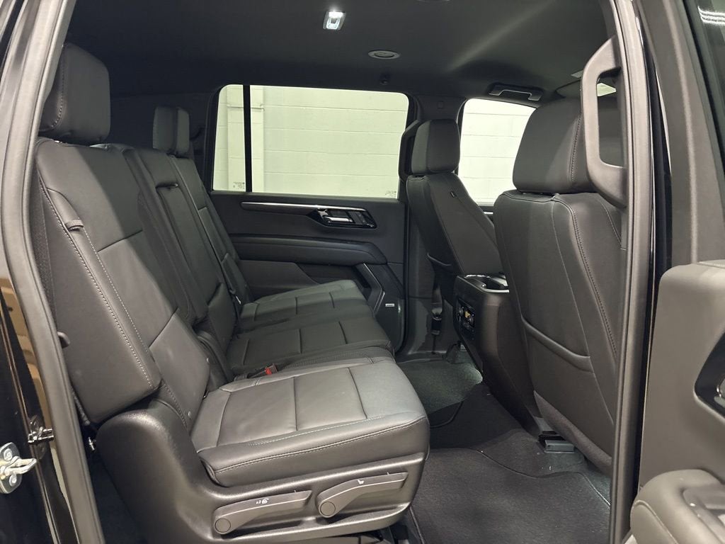 2026 Chevrolet Suburban LT SUV 4WD