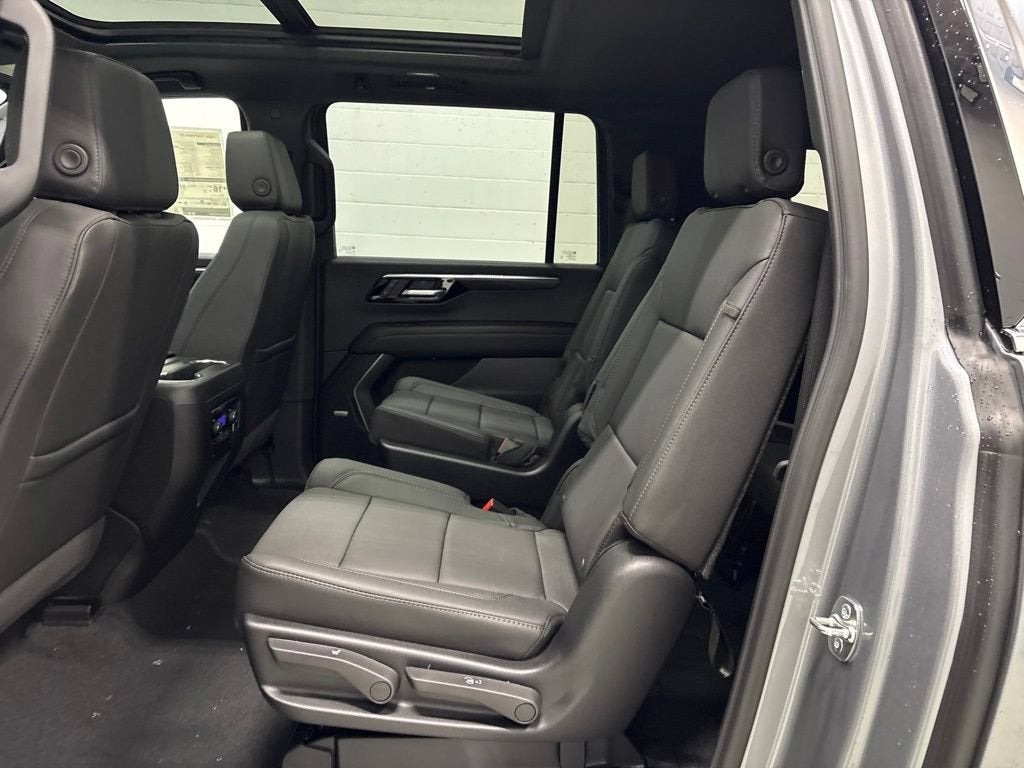 2026 Chevrolet Suburban LT SUV 4WD