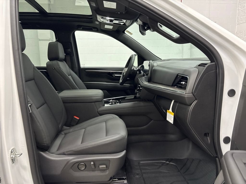 2026 Chevrolet Suburban LT SUV 4WD