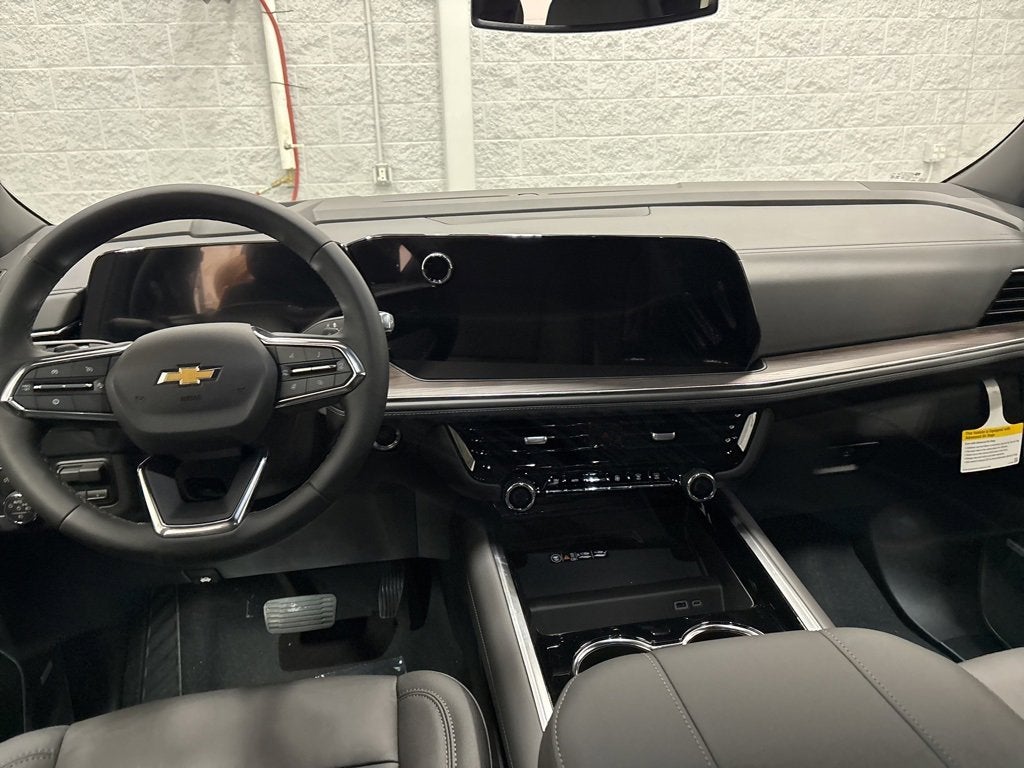 2026 Chevrolet Suburban LT SUV 4WD