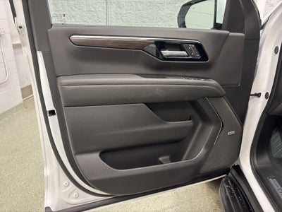 2026 Chevrolet Suburban LT SUV 4WD