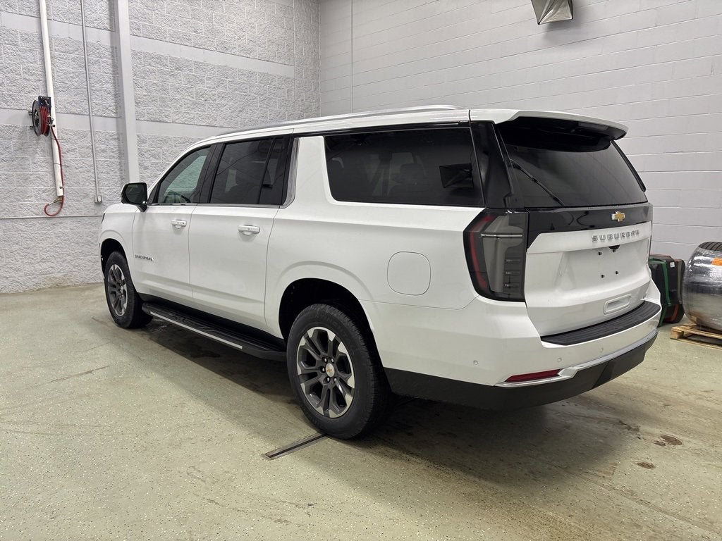 2026 Chevrolet Suburban LT SUV 4WD