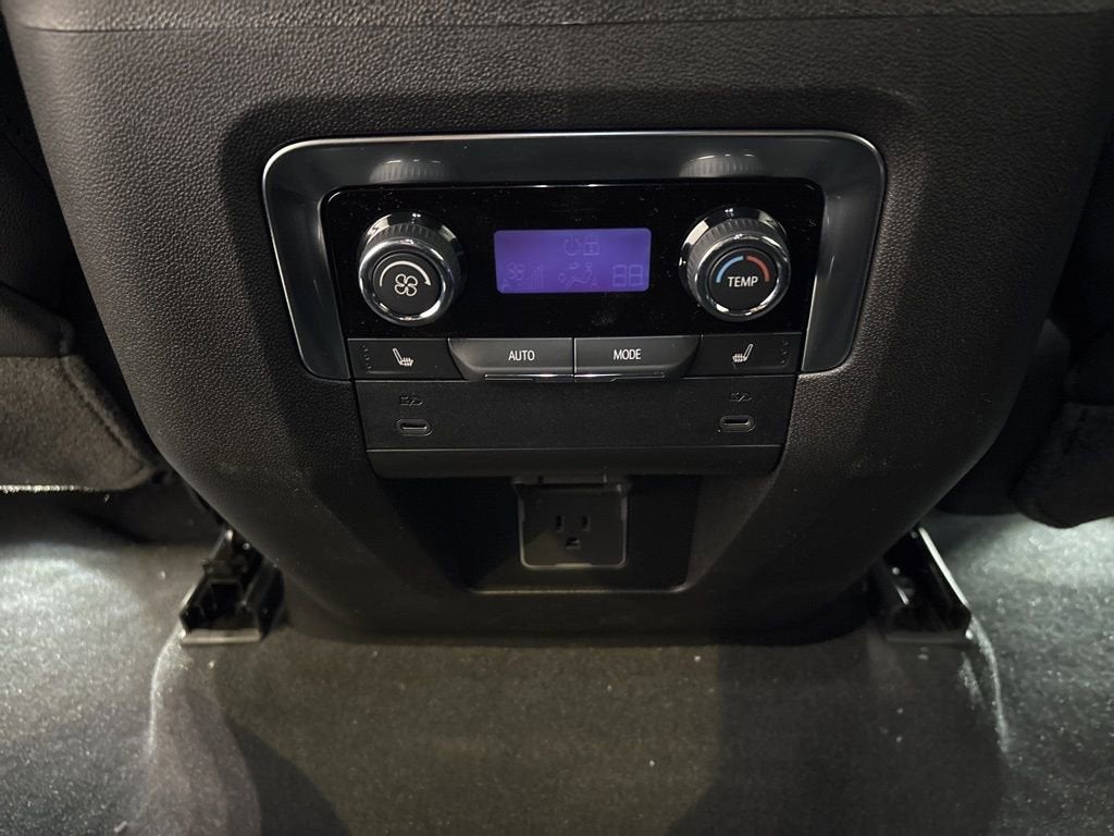 2026 Chevrolet Suburban LT SUV 4WD