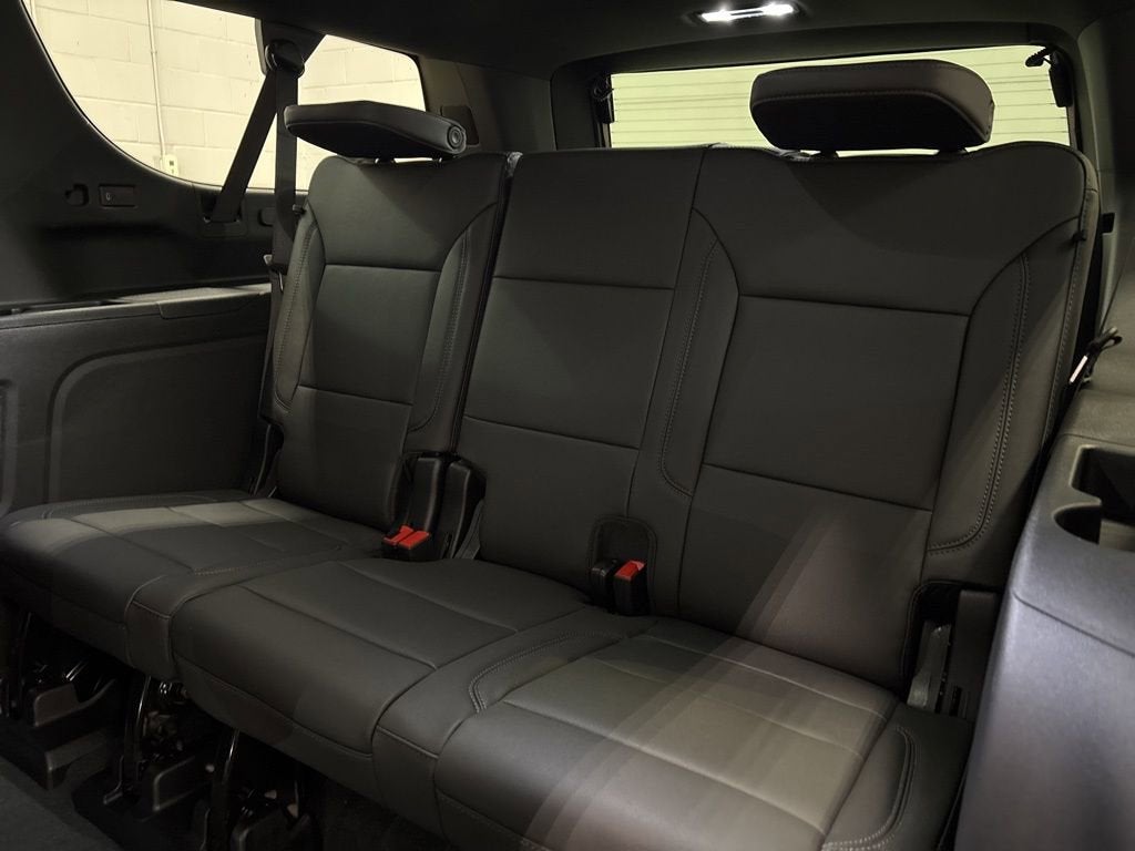 2026 Chevrolet Suburban LT SUV 4WD