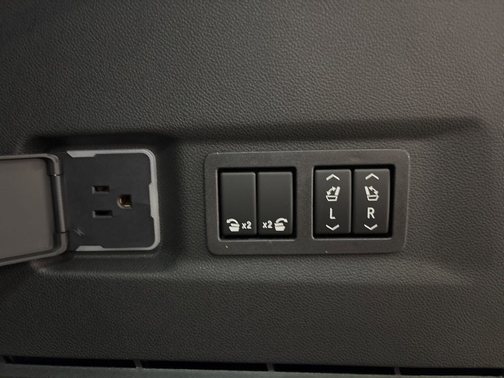 2026 Chevrolet Suburban LT SUV 4WD