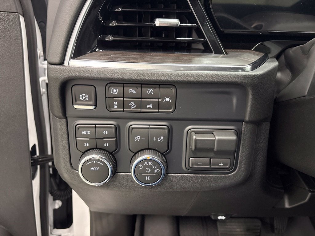 2027 Chevrolet Suburban Z71 SUV 4WD