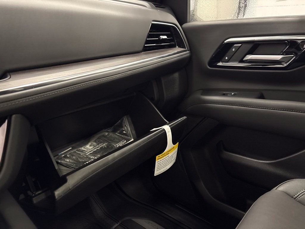 2027 Chevrolet Suburban Z71 SUV 4WD