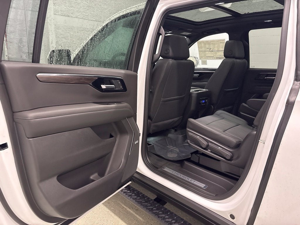 2027 Chevrolet Suburban Z71 SUV 4WD